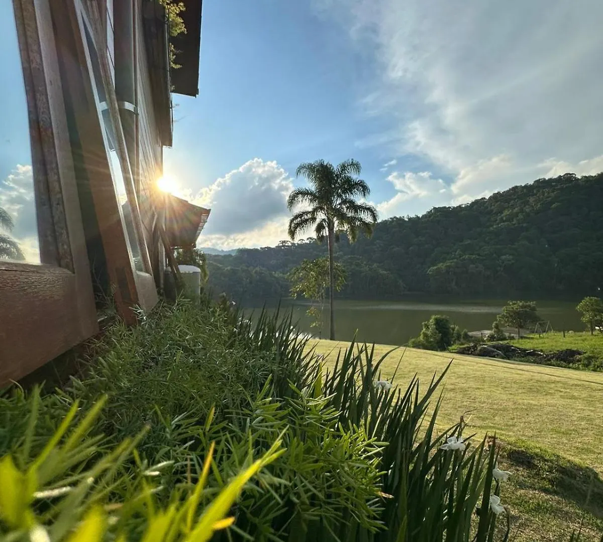 Casa Do Lago Pinhal Rio dos Cedros Holiday home