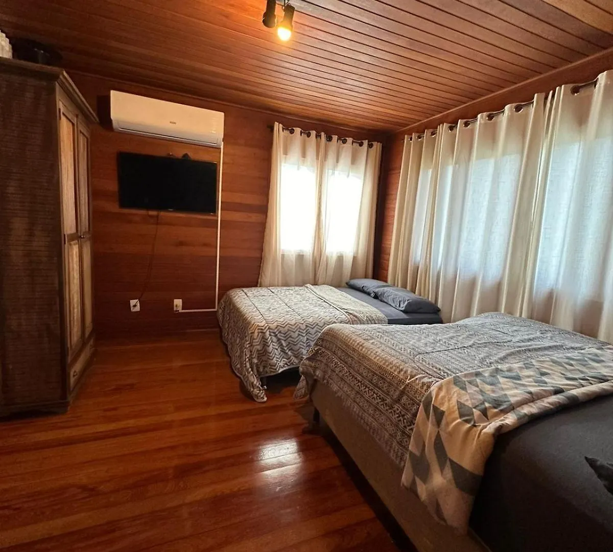 Casa Do Lago Pinhal Rio dos Cedros Brazil
